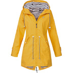 Women's raincoat windproof waterproof with adjustable hood and zip closure