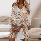 Women's dress with trendy print and flattering fit, versatile midi style