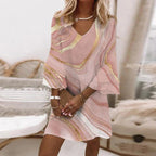 Women's dress with trendy print and flattering fit, versatile midi style
