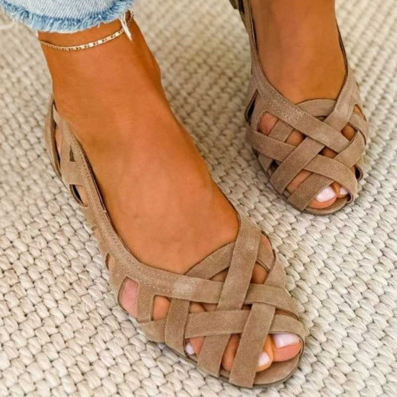 Women's orthopedic sandals with cutout detail and open toe, summer casual style