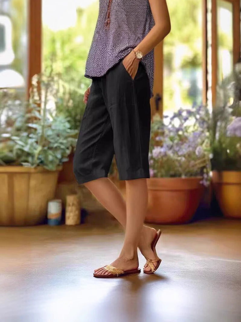 Women's knee length shorts straight leg with side pockets, summer casual