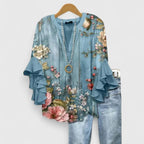 Women floral blouse with ruffled 3/4 sleeves and V-neckline regular fit