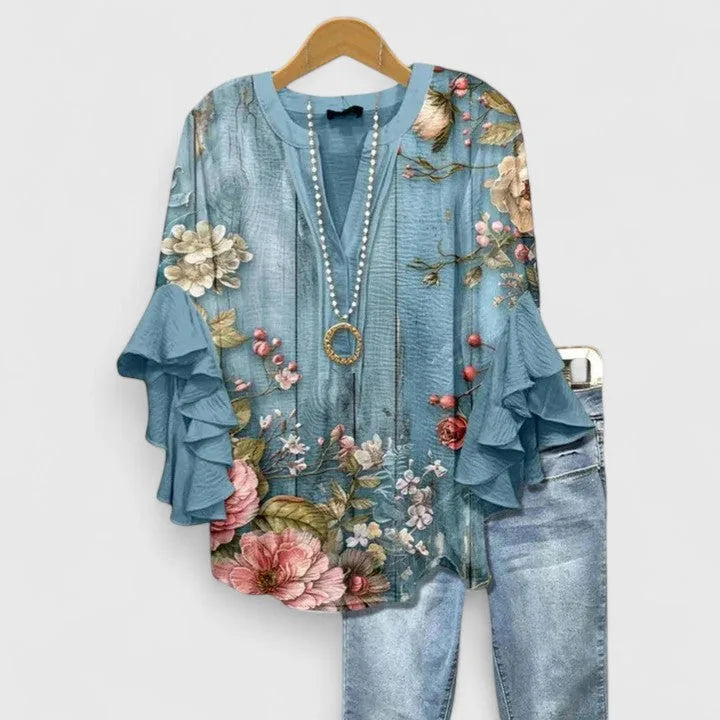 Women floral blouse with ruffled 3/4 sleeves and V-neckline regular fit