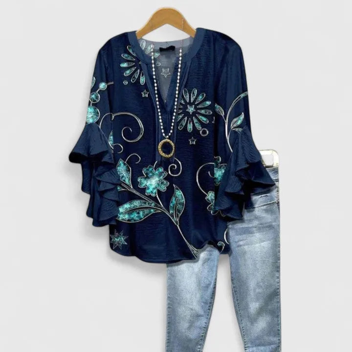 Women floral blouse with ruffled 3/4 sleeves and V-neckline regular fit