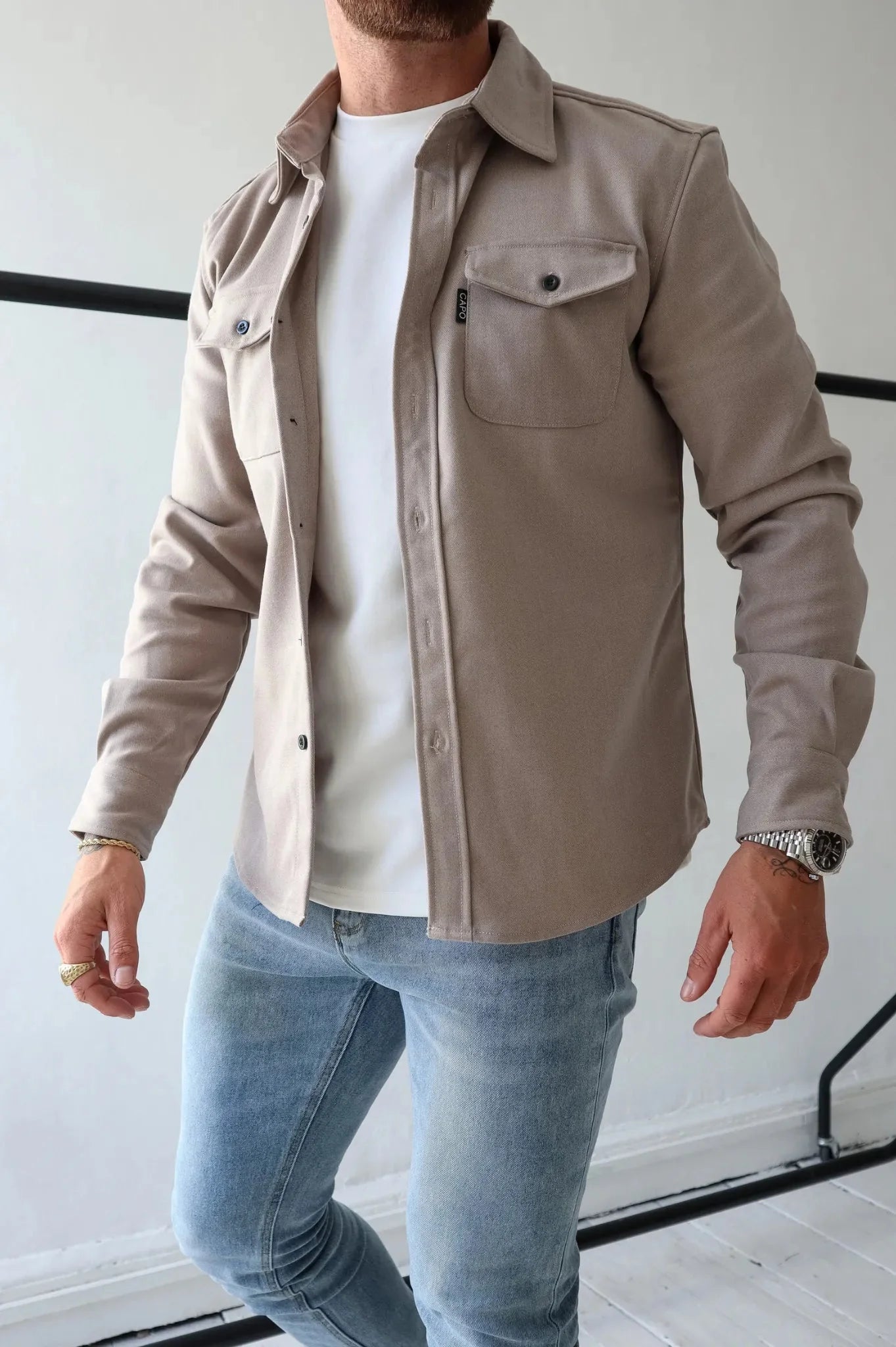 Men's button-up shirt jacket long sleeve overshirt with chest pockets
