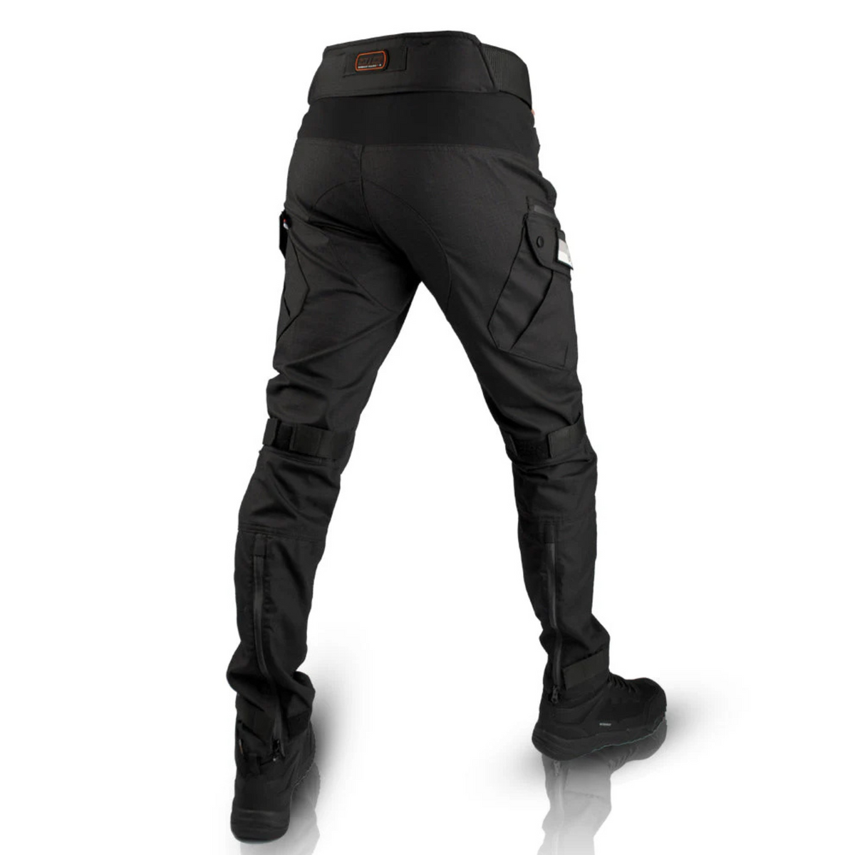 Men's cargo pants with multi-pocket design and ergonomic fit for outdoor and casual wear