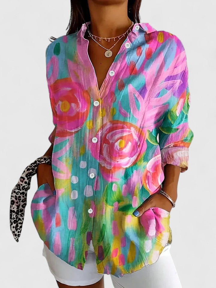 Women's blouse with colorful print and relaxed fit, casual everyday top