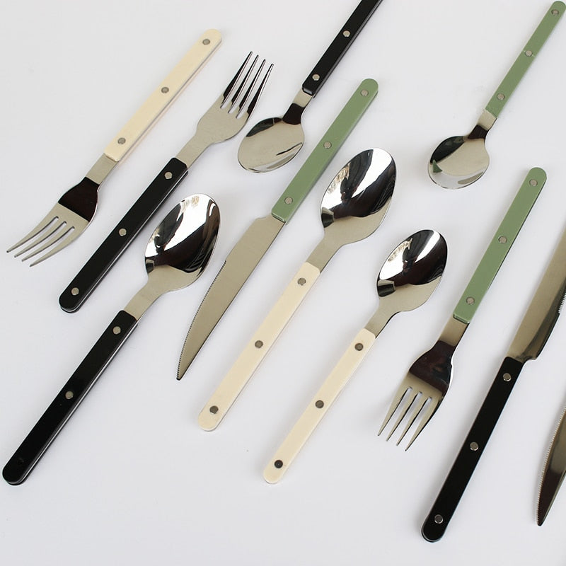 24-piece stainless steel cutlery set with engraved design, serves 6
