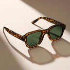 Acetate bold frame retro sunglasses with full UV protection in leopard black and yellow