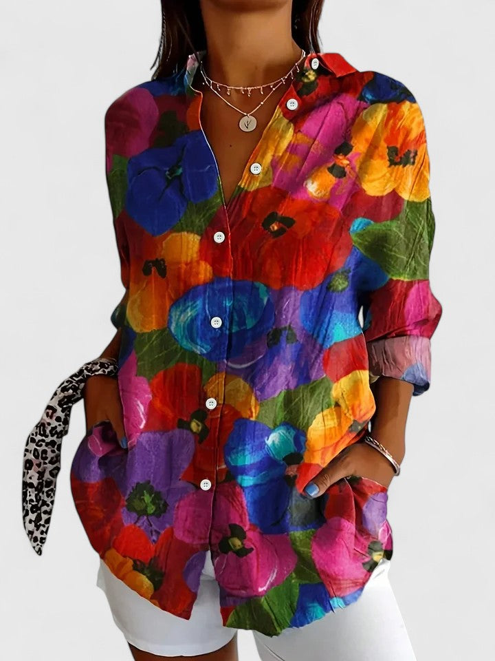 Women's blouse with colorful print and relaxed fit, casual everyday top