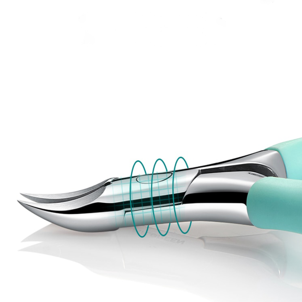Toenail clipper for seniors with ergonomic grip and stainless steel curved blades for thick nails