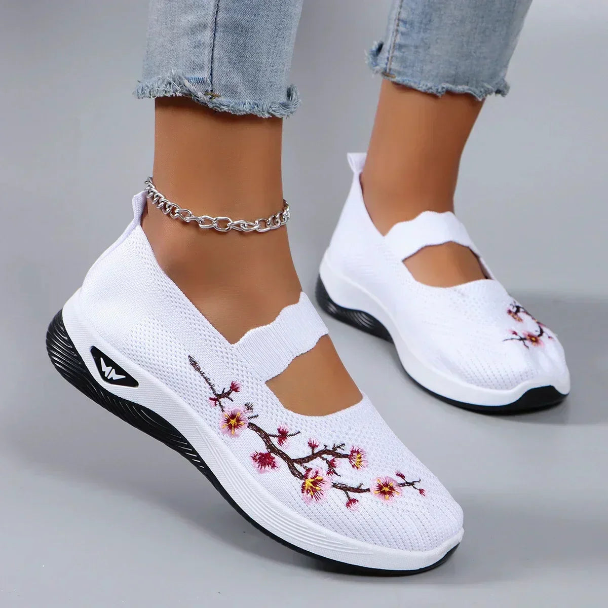Orthopedic Shoes Women Lightweight Breathable Cushioned Support