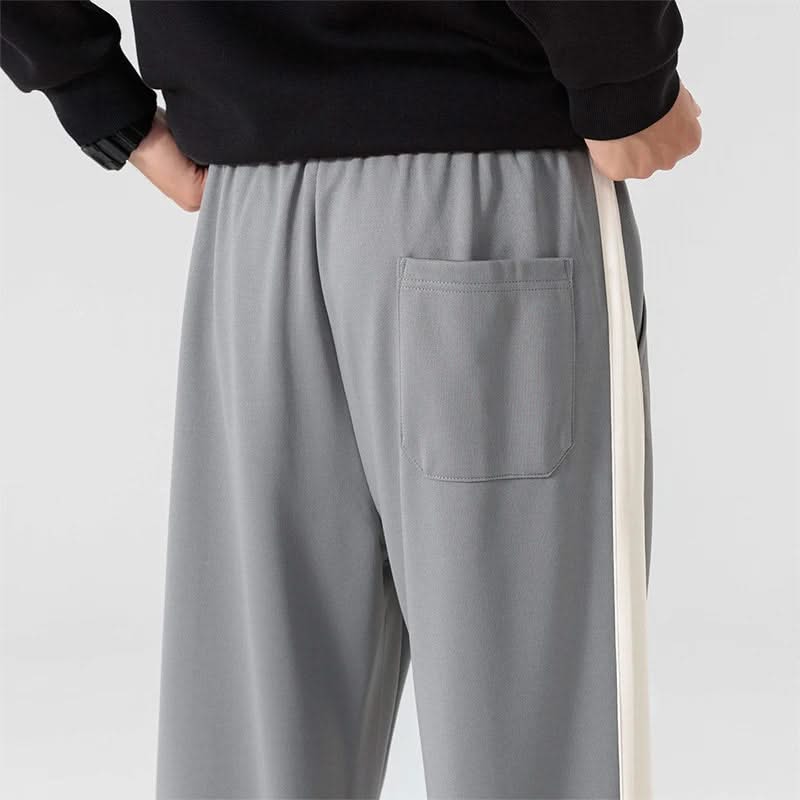 Lounge sweatpants relaxed fit with drawstring waist and deep side pockets
