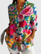 Women's blouse with colorful print and relaxed fit, casual everyday top