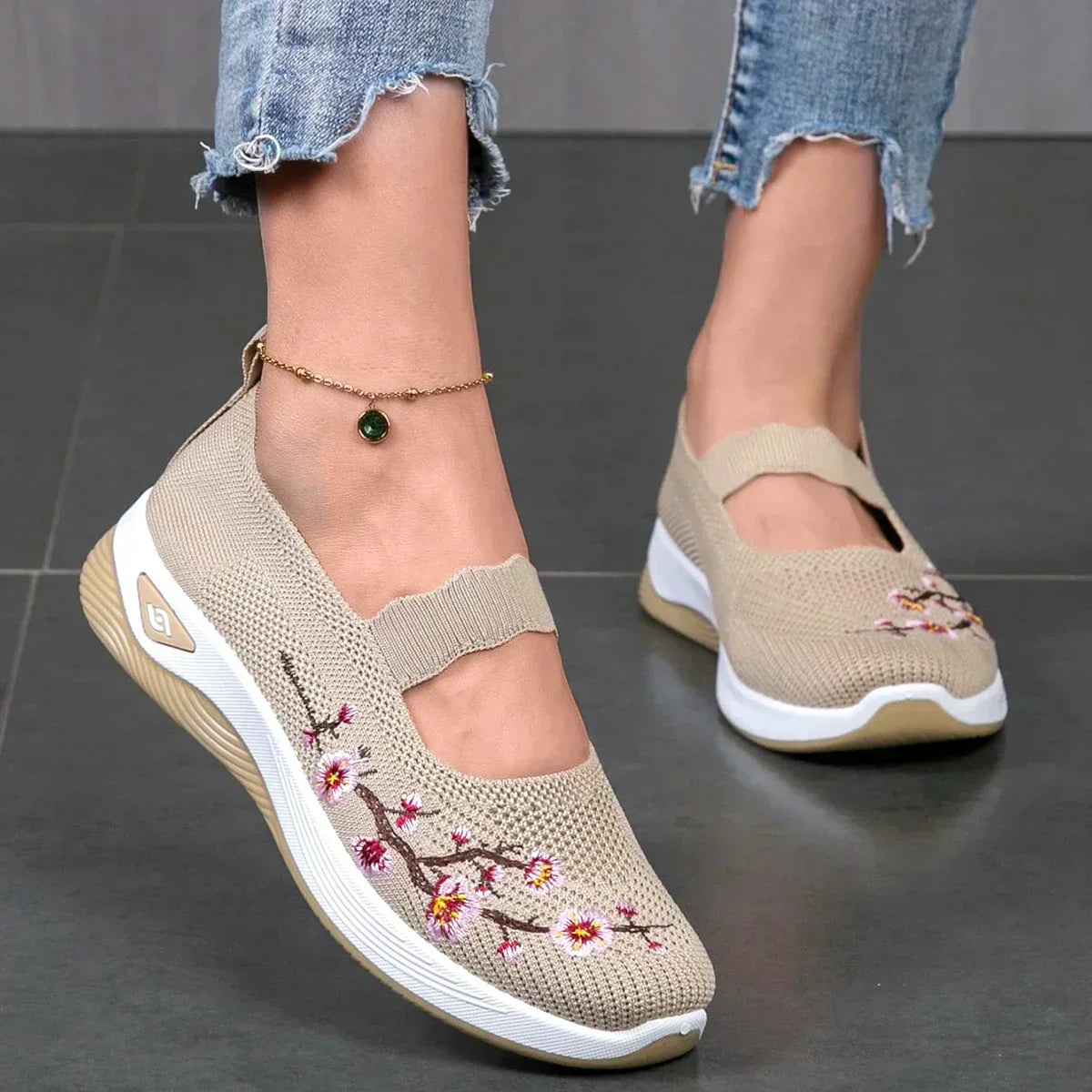 Orthopedic Shoes Women Lightweight Breathable Cushioned Support