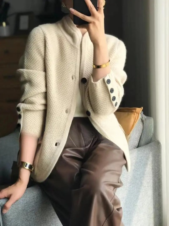 Women's textured blazer slim fit with button closure, office and smart casual