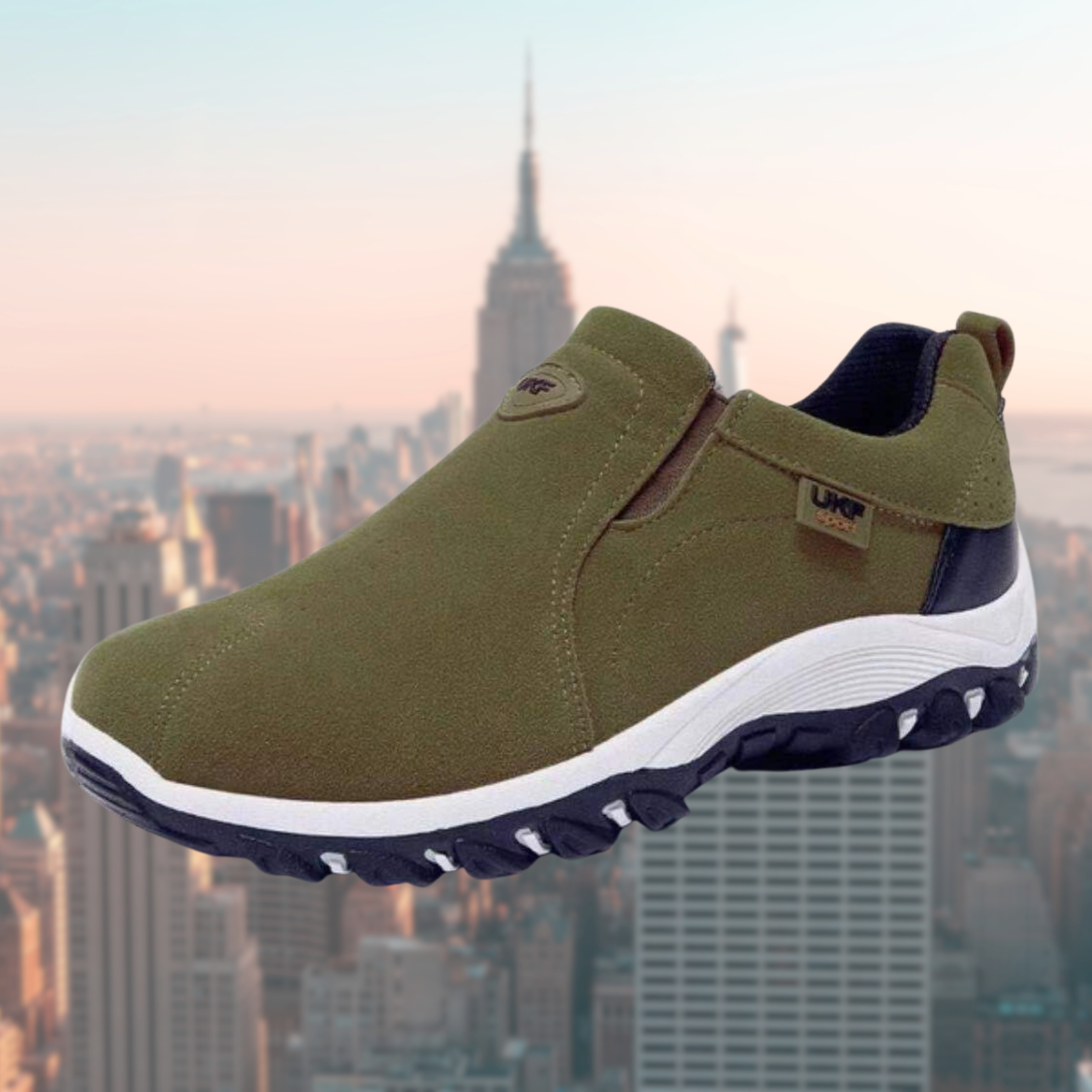 Men's slip-on shoes with cushioned sole and breathable design for everyday comfort
