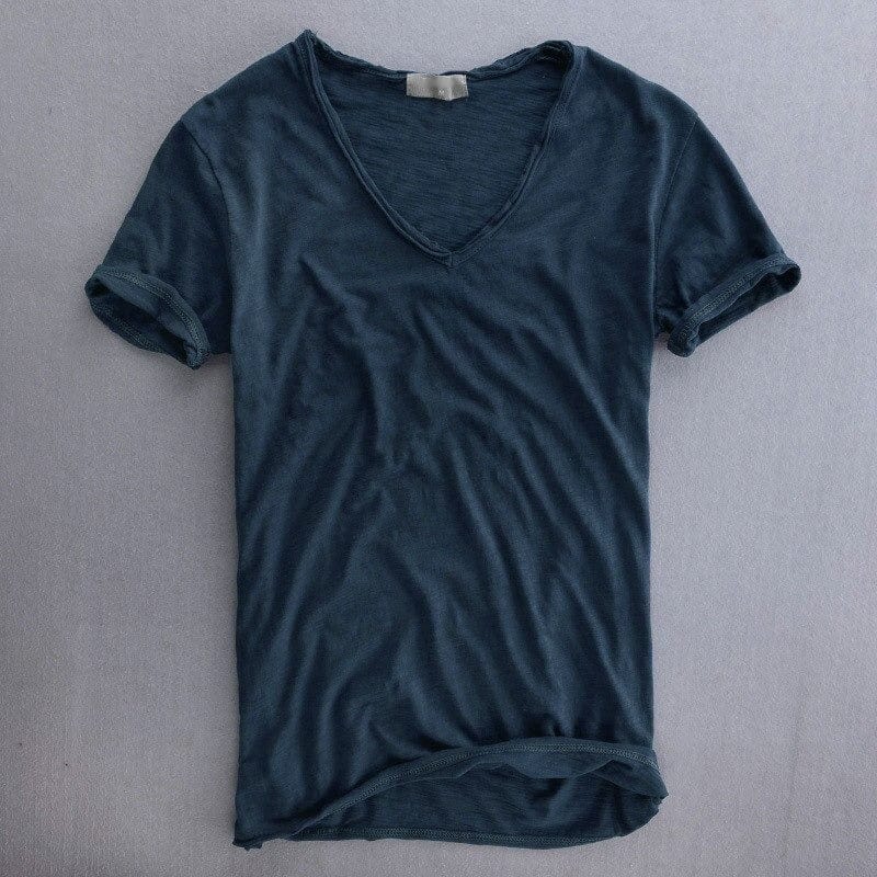 Men's slim fit V-neck T-shirt lightweight summer top in multiple colours