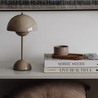 Retro globe table lamp 3W dimmable LED soft warm light