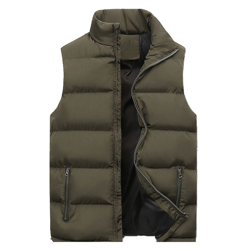 Men's quilted bodywarmer vest with front zip and zipped side pockets, insulated