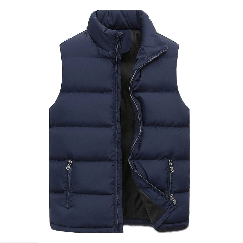 Men's quilted bodywarmer vest with front zip and zipped side pockets, insulated