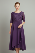 Women's midi dress with round neckline and short sleeves, loose fit, small-scale pattern