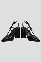 Women's black leather sandals with pointed toe, block heel and buckle closure