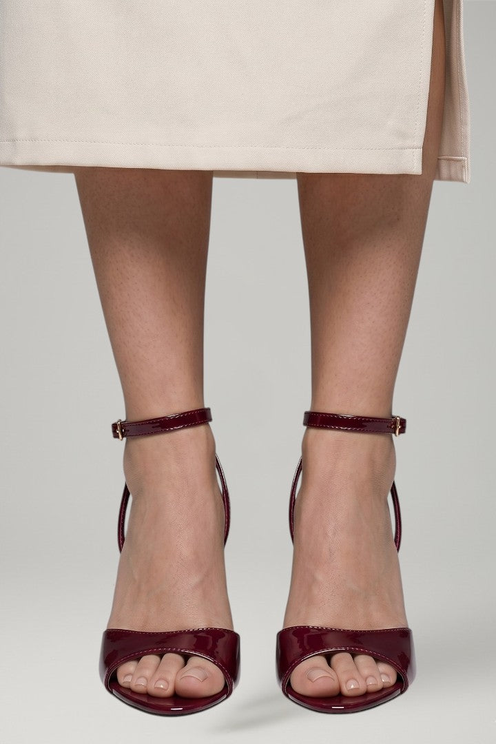 Women's leather sandals with open toe, buckle ankle strap and cone heel