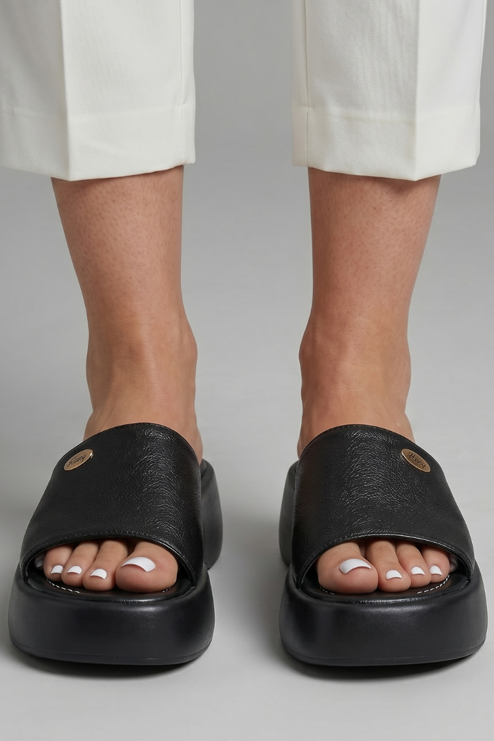 Women open toe platform slippers slip-on with leather-lined interior