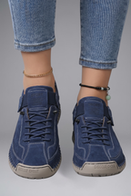 Women's leather trainers with elastic side panels and EVA sole, slip-on sneakers