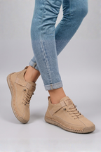 Women leather trainers lace-up front in multiple colours