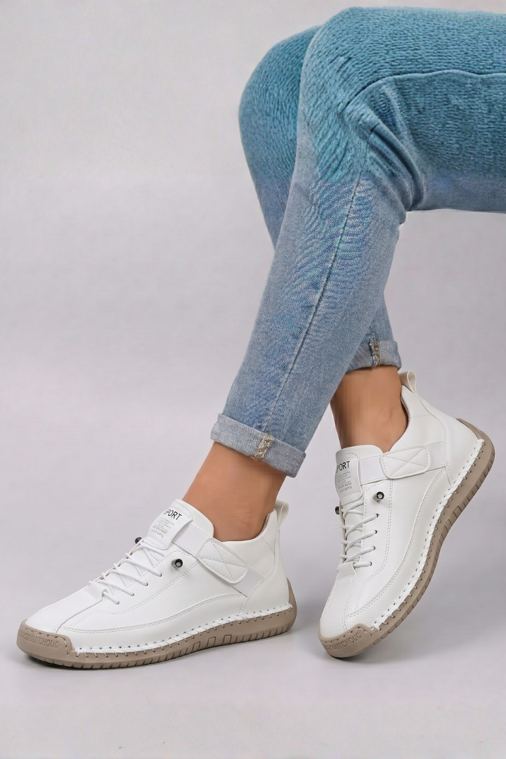 Women leather trainers lace-up front in multiple colours