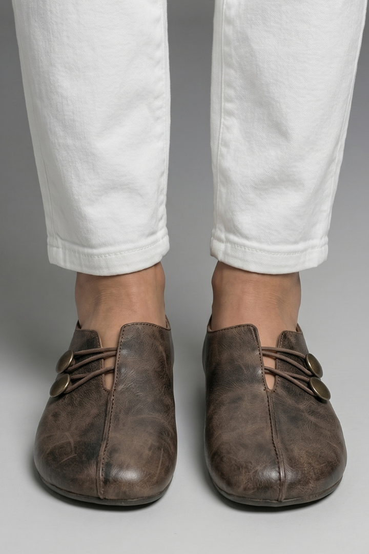 Women suede loafers slip-on flat with elastic loop closure and side cut-out detail