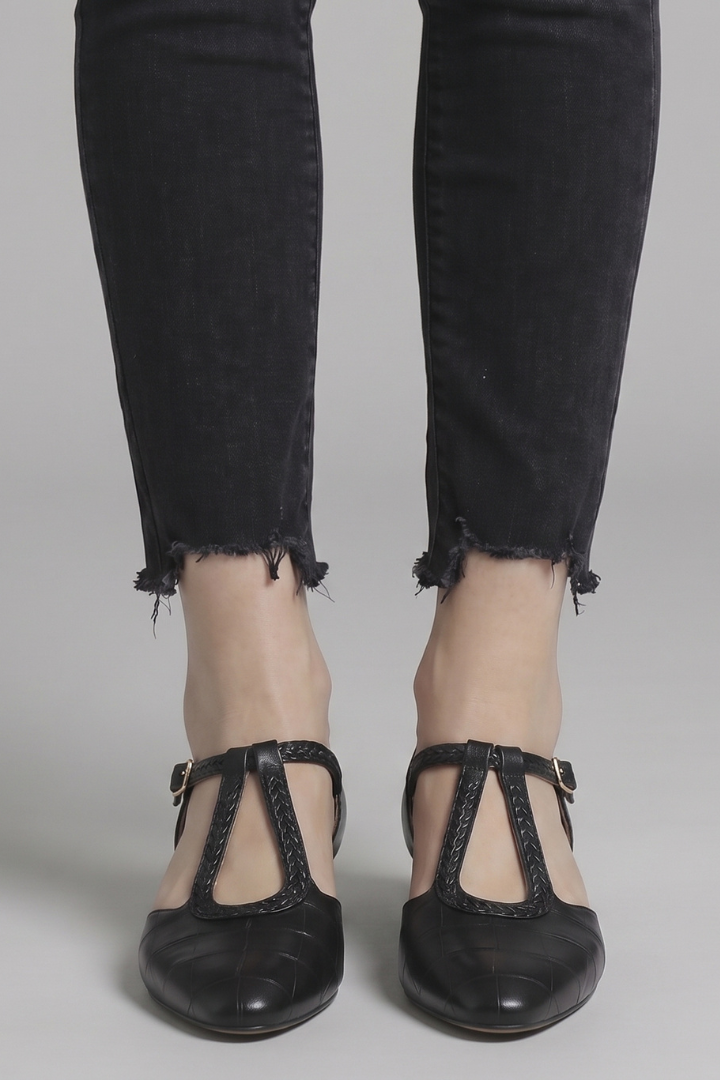 Women Mary Jane Flats pointed toe braided buckle T-strap side cutout