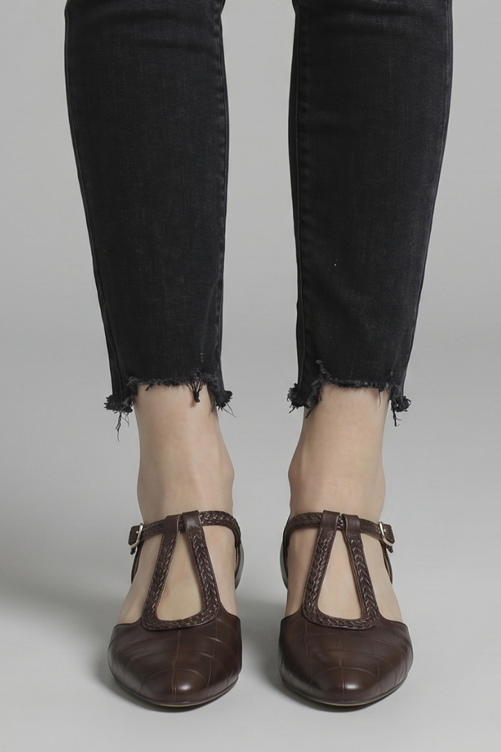 Women Mary Jane Flats pointed toe braided buckle T-strap side cutout