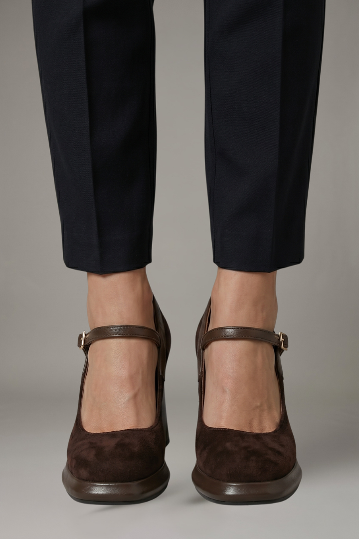 Women Mary Jane platform heels square toe single strap light brown