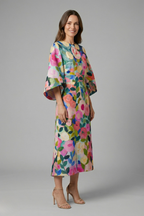 Women's midi dress with round neck and wide sleeves, abstract linear print on textured surface