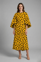 Women's midi dress with round neck and wide sleeves, abstract linear print on textured surface