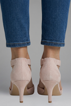 Women's orthopaedic heels with peep toe and cutout side panels, mid heel slip-on style