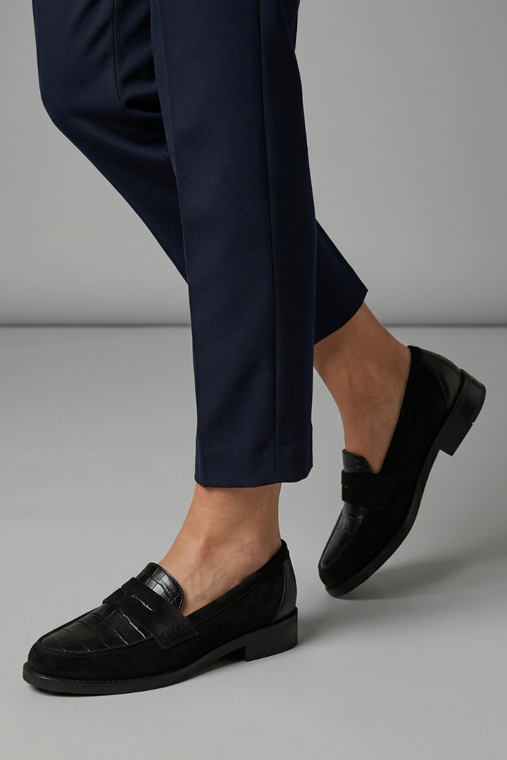 Women's orthopaedic loafers black flat sole slip-on with croc-embossed panel