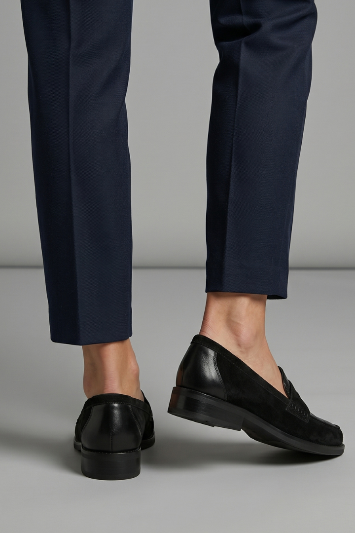 Women's orthopaedic loafers black flat sole slip-on with croc-embossed panel