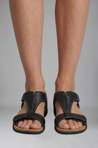 Women's orthopedic sandals with cushioned footbed and T-strap, flat summer open-toe design