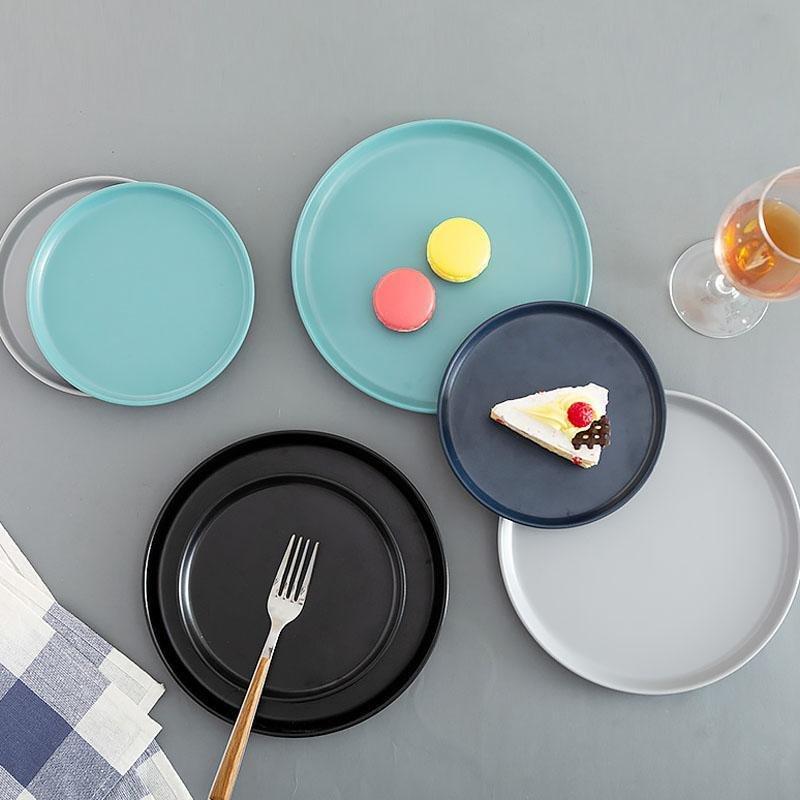 Melamine dinnerware set 16-piece farm style raised edge in gray, black and green