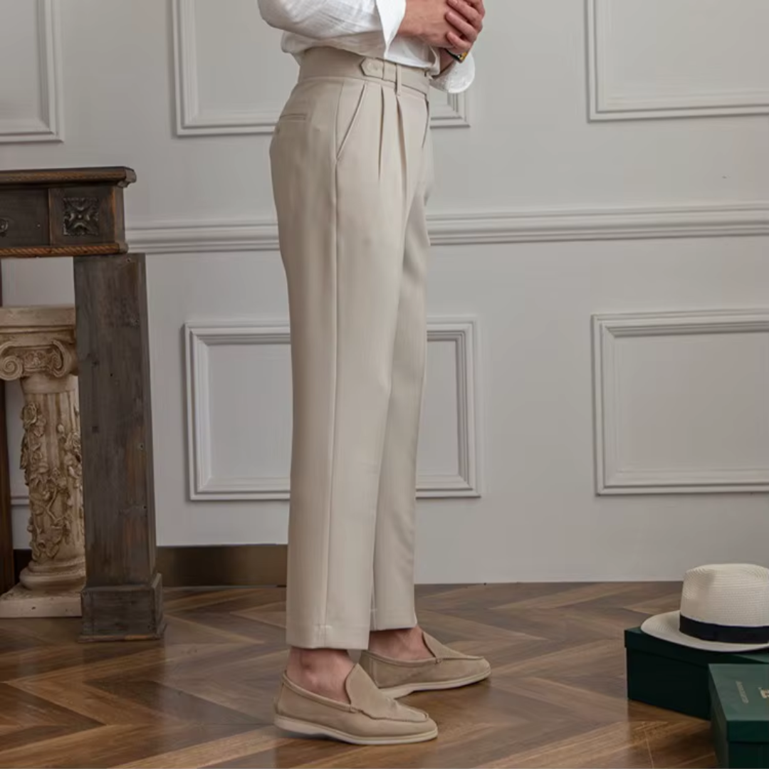 Men pleated high waist chino trousers in classic tailored fit