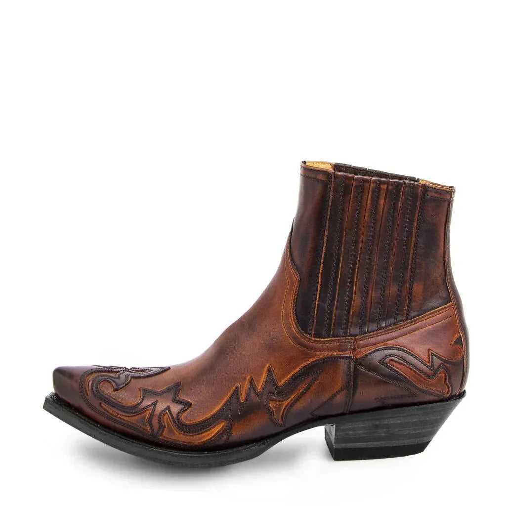 Men's leather cowboy boots western style with pointed toe and decorative stitching