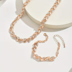 Women fishtail necklace with glass rhinestones in rose gold and silver