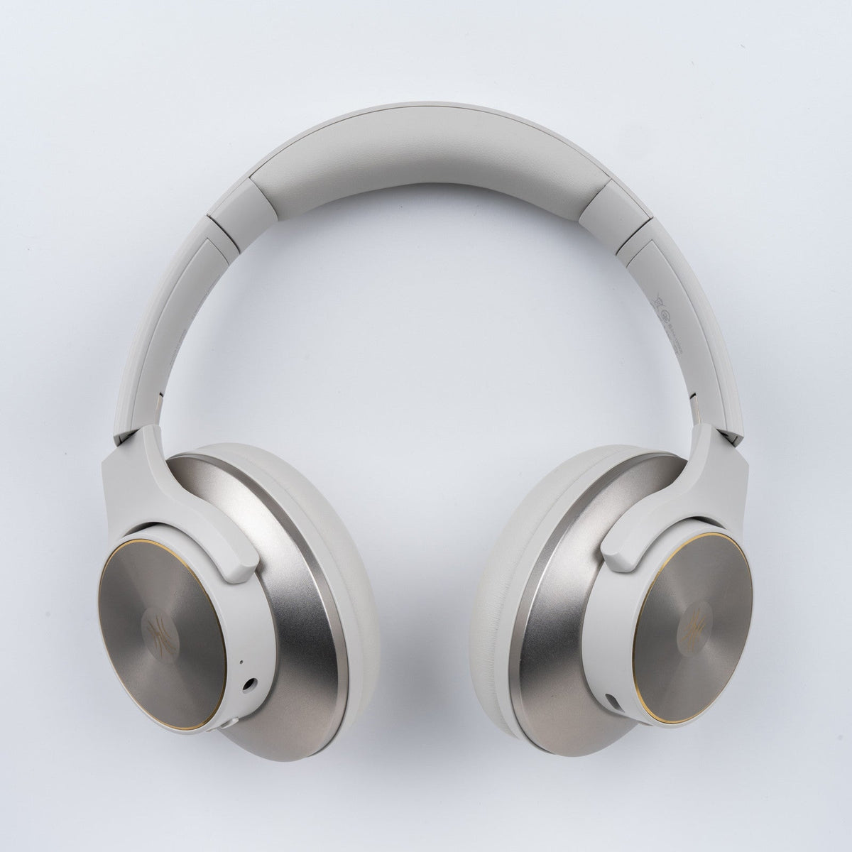 Bluetooth active noise cancelling wireless headphones over-ear with memory foam earcups