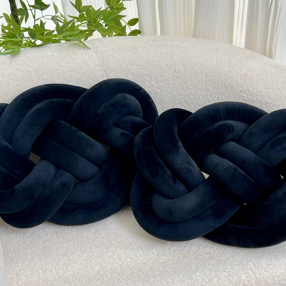 Plush button ball cushions set of 2, decorative knot design for sofa and bed
