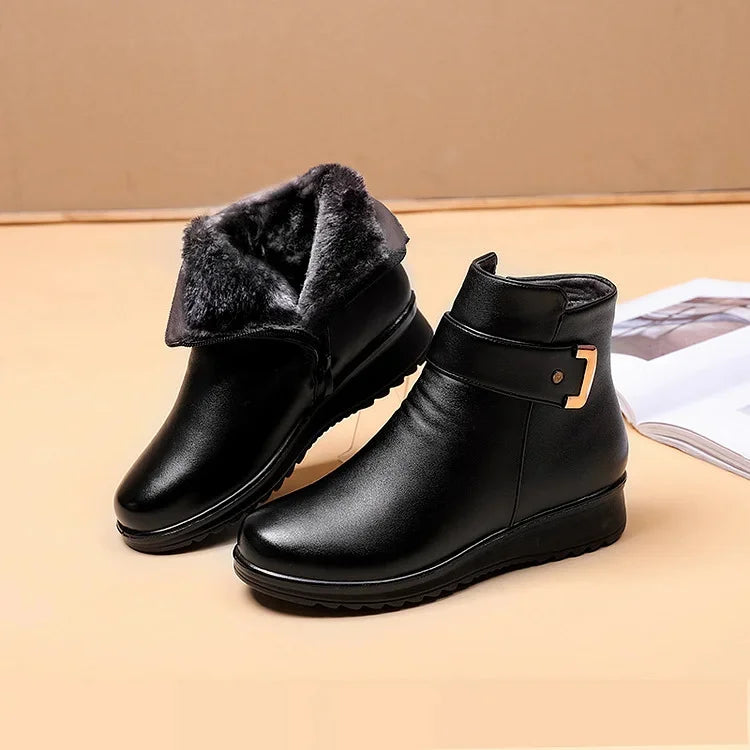 Arch Support Boots for Women | Winter Lined Cushioned Footbed Wide Fit