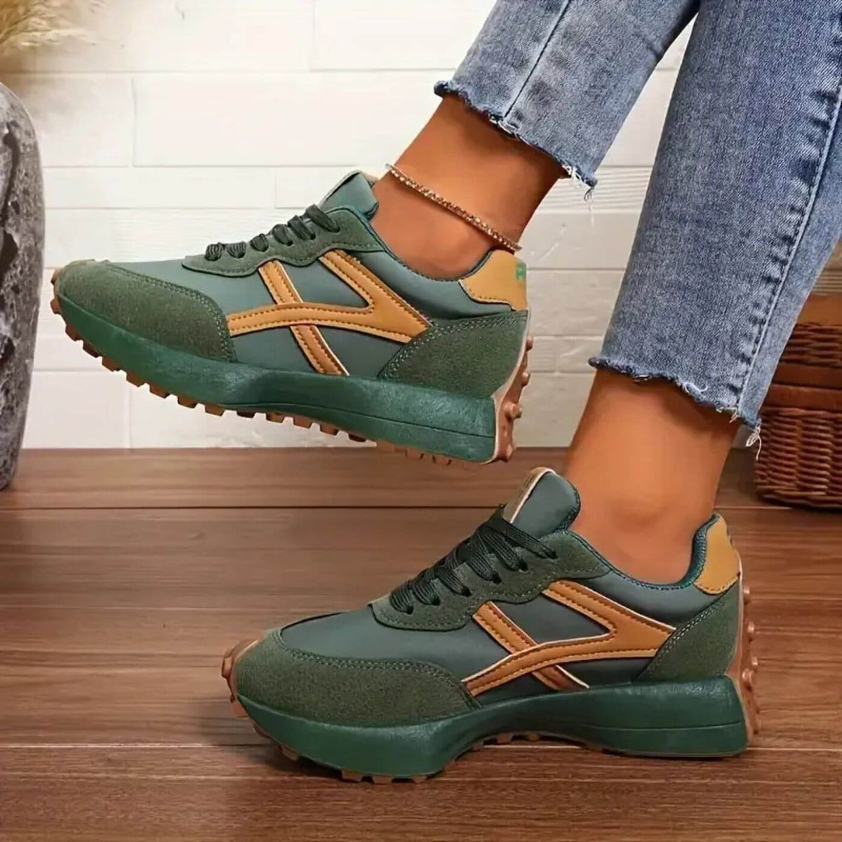 Orthopedic Shoes Women Lightweight Sneakers Non Slip Sole Cushioned Insole